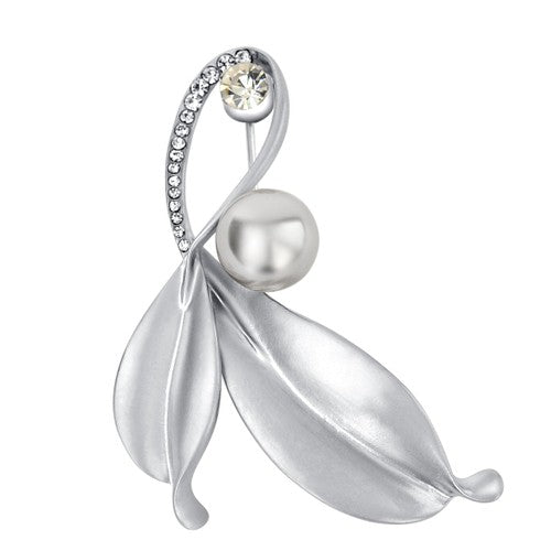 Leaf-shaped brooch