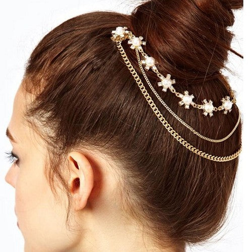 Multilayered golden chain hair ornament