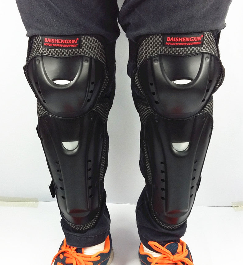 SX Black And Red Knee Pads
