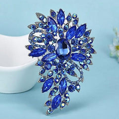 Vibrant 'Champagne Star' brooch