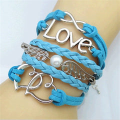 Multilayered leather bracelet