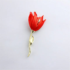 Delicate flower-shaped brooch