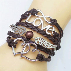 Multilayered leather bracelet